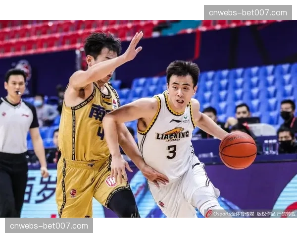 赵继伟28分12助攻，辽宁客场力克广东，总比分2-1领先